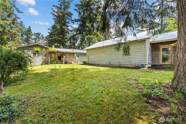 9712 126th Street E, Puyallup, WA 98373