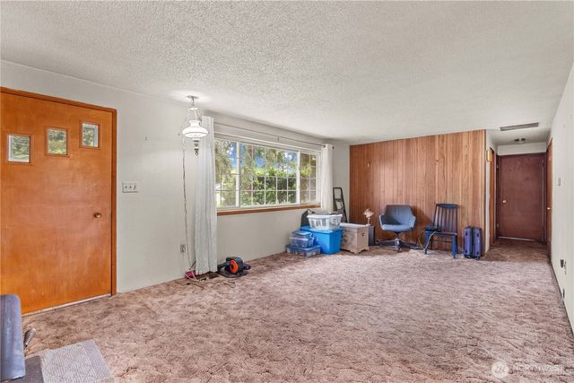 9712 126th Street E, Puyallup, WA 98373