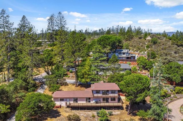 285 Twin Pines Drive, Scotts Valley, CA 95066