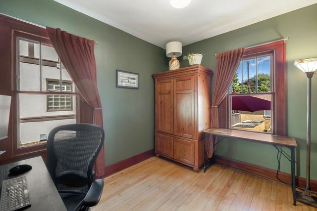 2707 Hayes Street NE, Minneapolis, MN 55418