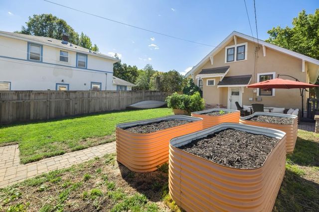 2707 Hayes Street NE, Minneapolis, MN 55418