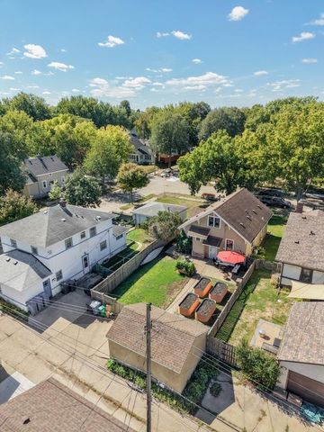 2707 Hayes Street NE, Minneapolis, MN 55418