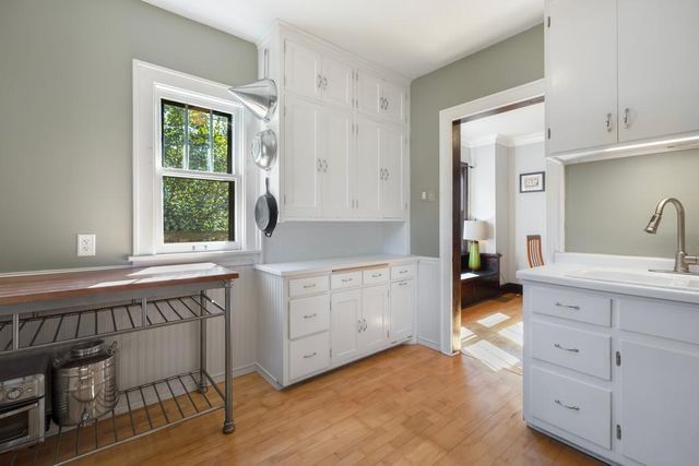 2707 Hayes Street NE, Minneapolis, MN 55418