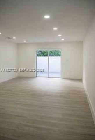 972 N 18th Court, Hollywood, FL 33020