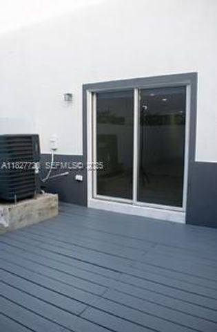 972 N 18th Court, Hollywood, FL 33020