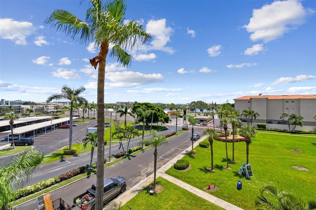 7400 SUN ISLAND DRIVE S 411, South Pasadena, FL 33707