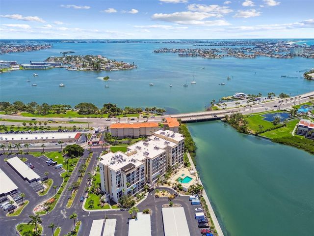 7400 SUN ISLAND DRIVE S 411, South Pasadena, FL 33707