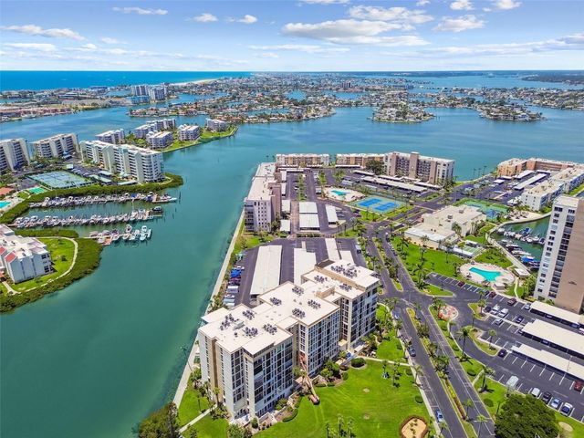 7400 SUN ISLAND DRIVE S 411, South Pasadena, FL 33707