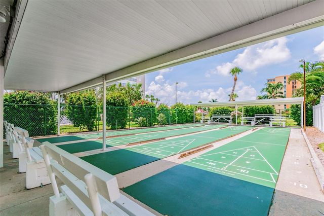 7400 SUN ISLAND DRIVE S 411, South Pasadena, FL 33707