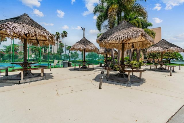 7400 SUN ISLAND DRIVE S 411, South Pasadena, FL 33707
