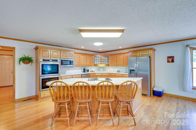 3132 Fox Den Circle, Iron Station, NC 28080