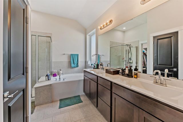 8422 Hunterwyck Lane, Baytown, TX 77521