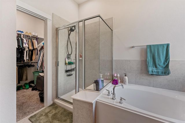 8422 Hunterwyck Lane, Baytown, TX 77521