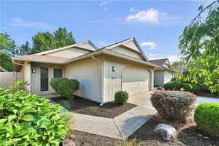21648 Oak Bark Trail, Strongsville, OH 44149