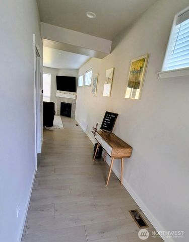 408 Hammond Street, Blaine, WA 98230