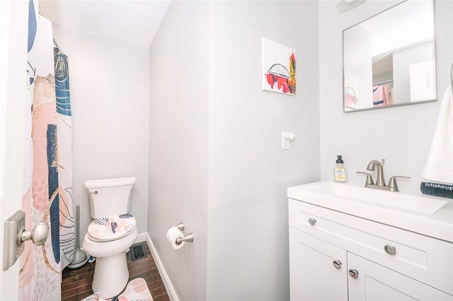 1215 Juniata St, Manchester, PA 15233