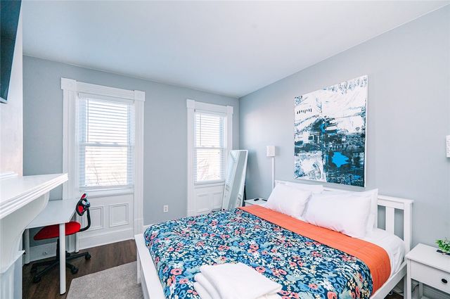 1215 Juniata St, Manchester, PA 15233