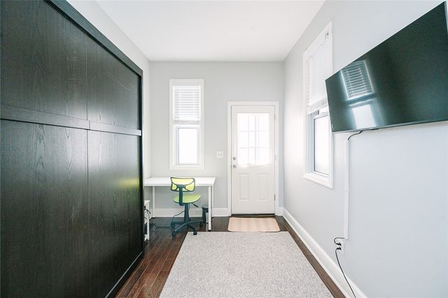 1215 Juniata St, Manchester, PA 15233