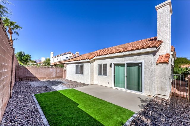 7633 Prairie Corners Drive, Las Vegas, NV 89128