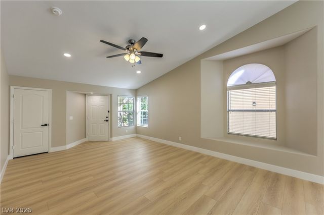 7633 Prairie Corners Drive, Las Vegas, NV 89128