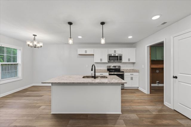 2026 Ireland Way, Clarksville, TN 37042