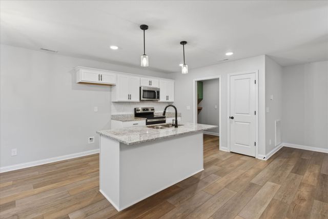 2026 Ireland Way, Clarksville, TN 37042