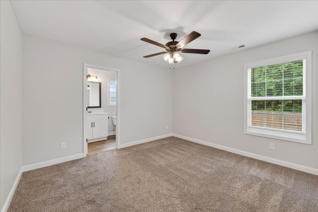 2026 Ireland Way, Clarksville, TN 37042