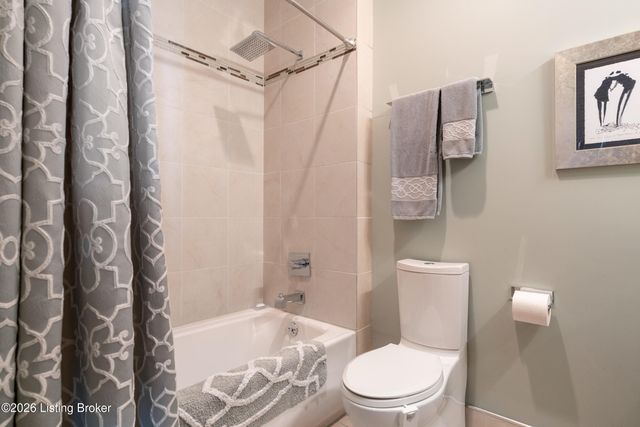 415 E Market St 201, Louisville, KY 40202
