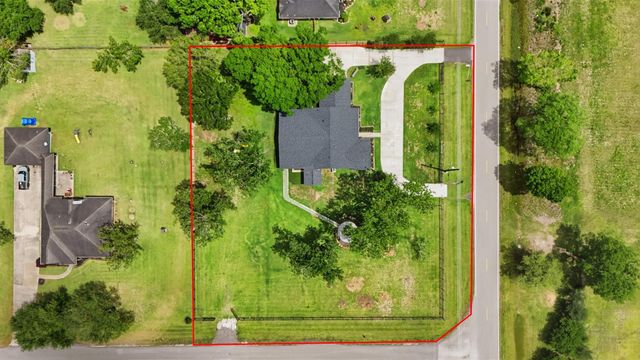 5111 Brookside Road, Brookside, TX 77581