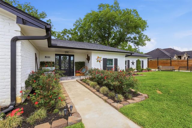 5111 Brookside Road, Brookside, TX 77581