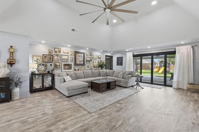 5111 Brookside Road, Brookside, TX 77581