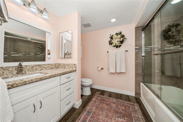 1 Via Castilla Q, Laguna Woods, CA 92637