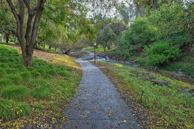 1 Via Castilla Q, Laguna Woods, CA 92637
