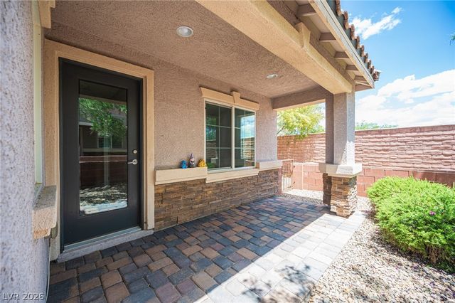 9916 Sable Point Street, Las Vegas, NV 89178