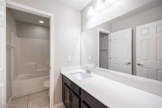 9916 Sable Point Street, Las Vegas, NV 89178