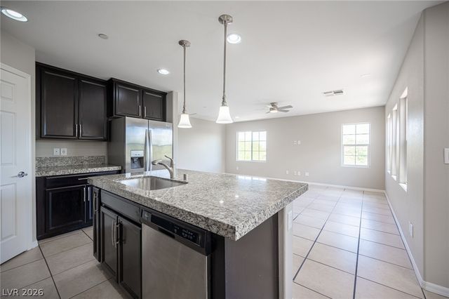 9916 Sable Point Street, Las Vegas, NV 89178