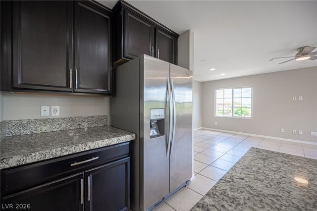 9916 Sable Point Street, Las Vegas, NV 89178