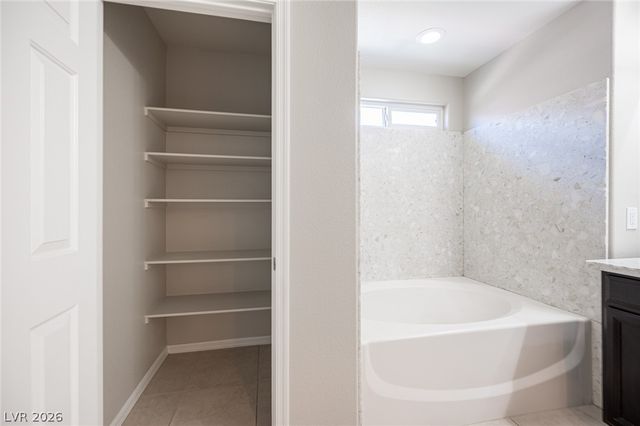 9916 Sable Point Street, Las Vegas, NV 89178