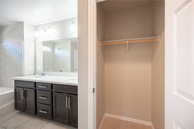 9916 Sable Point Street, Las Vegas, NV 89178