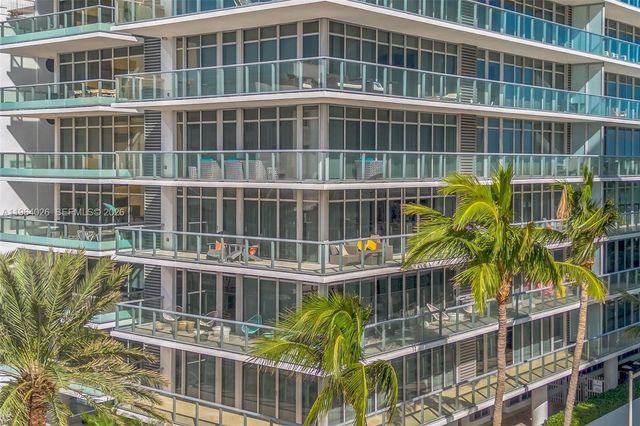 3737 Collins Ave S-403, Miami Beach, FL 33140