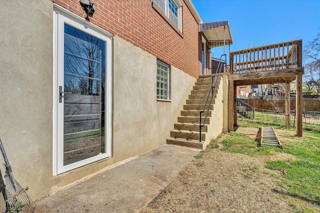 1210 Howbert AVE, Roanoke, VA 24015