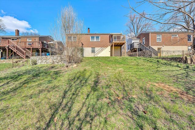 1210 Howbert AVE, Roanoke, VA 24015