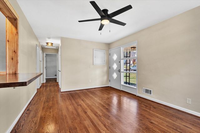 1210 Howbert AVE, Roanoke, VA 24015