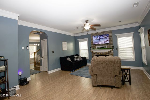 831 Thrush Drive, Vass, NC 28394