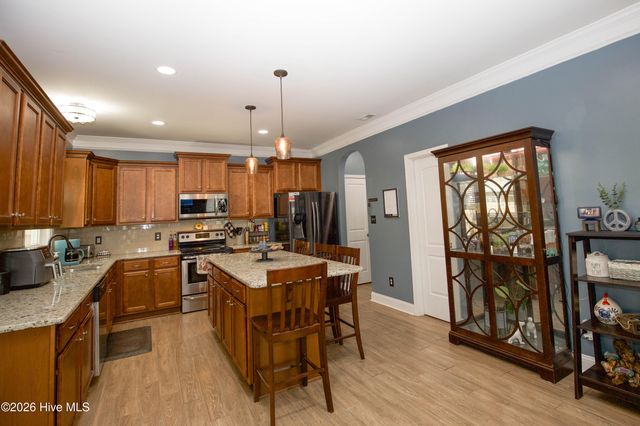 831 Thrush Drive, Vass, NC 28394