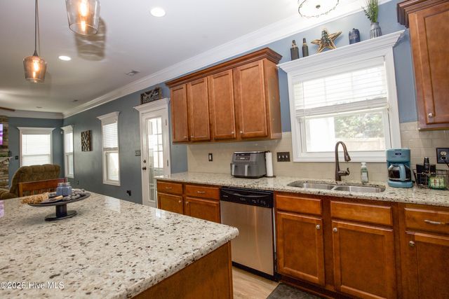 831 Thrush Drive, Vass, NC 28394