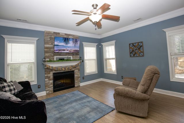 831 Thrush Drive, Vass, NC 28394