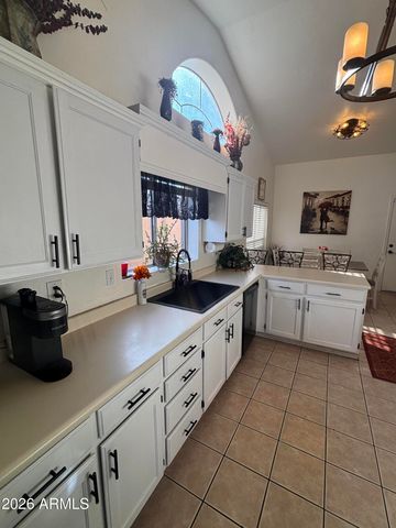 9002 W CORONADO Road, Phoenix, AZ 85037