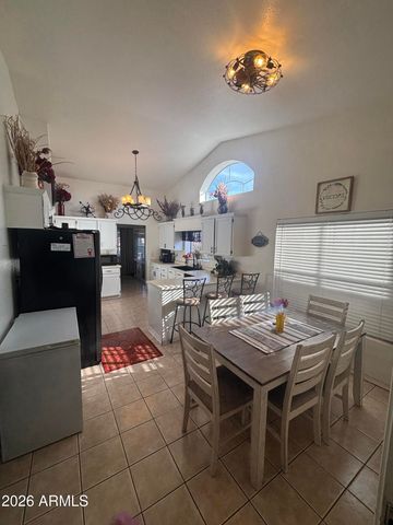 9002 W CORONADO Road, Phoenix, AZ 85037