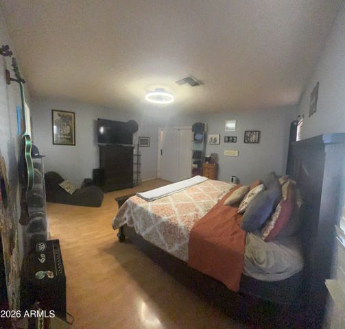 9002 W CORONADO Road, Phoenix, AZ 85037